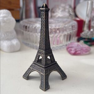 🐸 3/$12  Miniature Metal Eiffel Tower - measures almost 3”